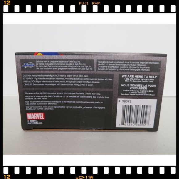 M350~Captain~Marvel~Metals~Die~Cast~ - Picture 5 of 5